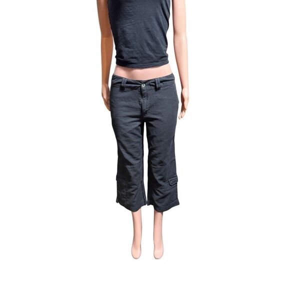 Women mid rise black cargo crop capris pants M - Picture 2 of 7